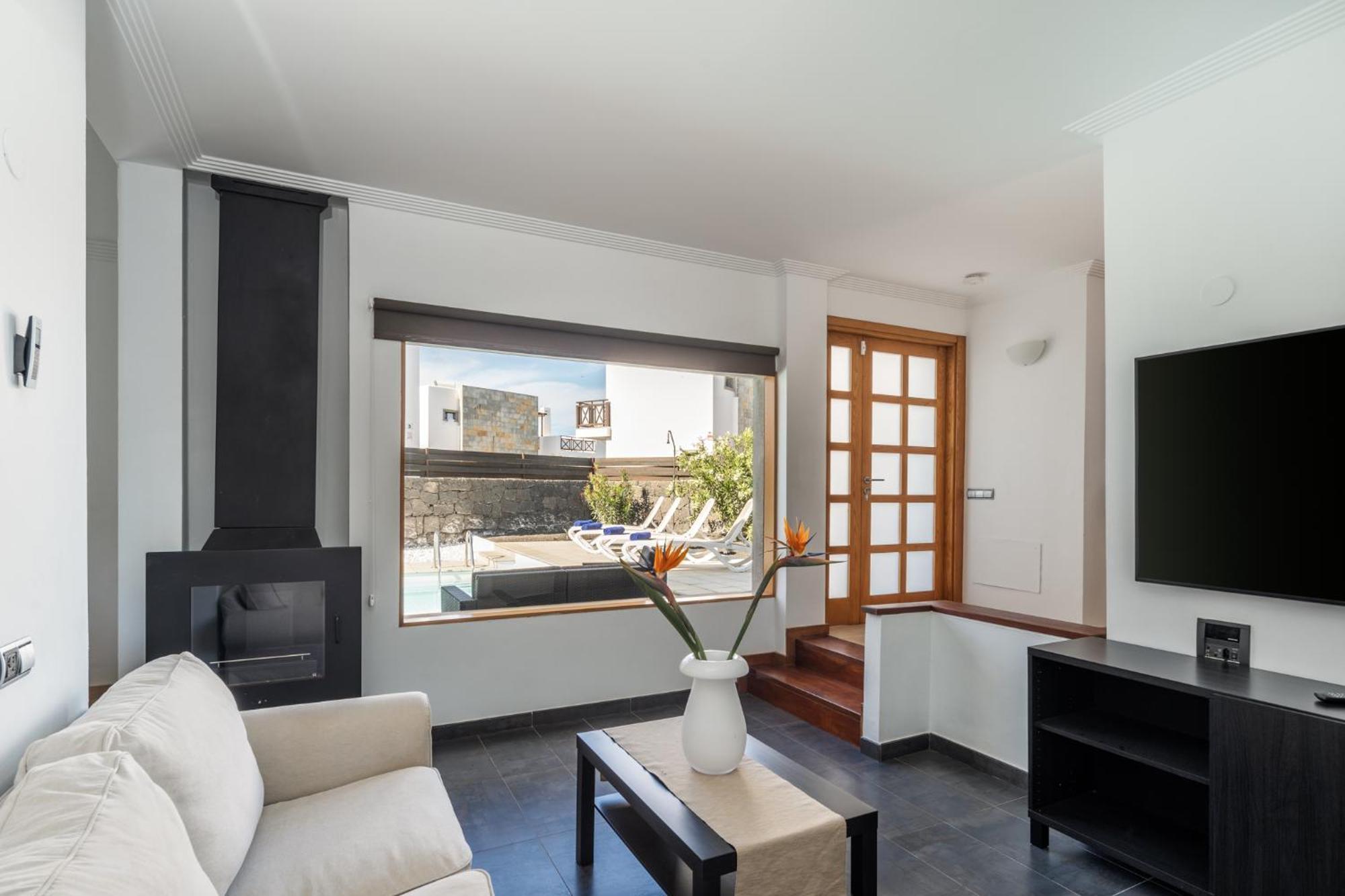 Camelot Holiday Homes By Livvo Playa Blanca  Luaran gambar