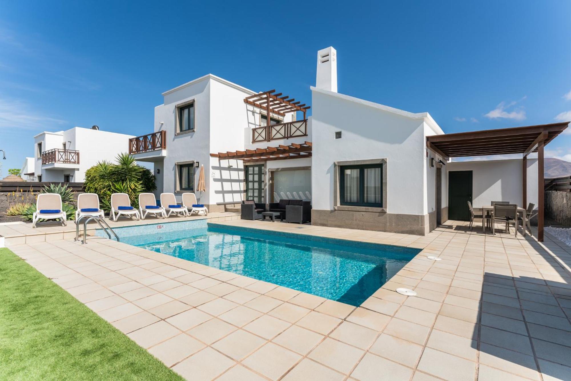 Camelot Holiday Homes By Livvo Playa Blanca  Luaran gambar