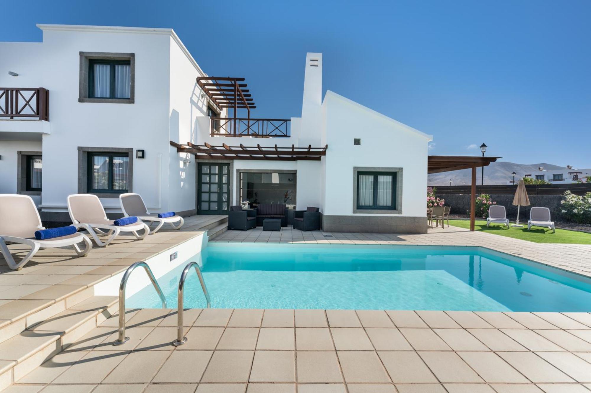Camelot Holiday Homes By Livvo Playa Blanca  Luaran gambar